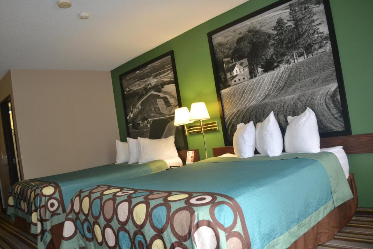 מלון Super 8 By Wyndham Germantown/Milwaukee מראה חיצוני תמונה